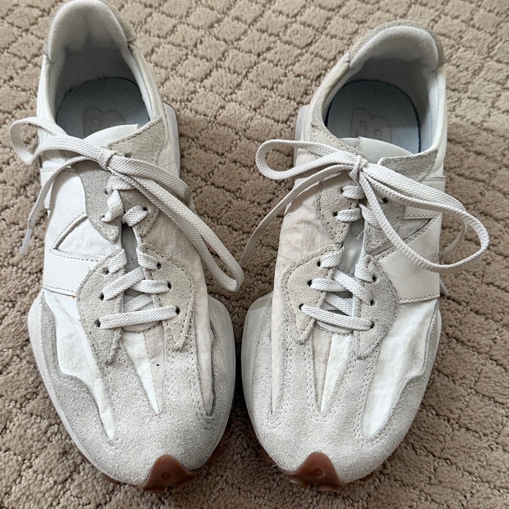 New Balance 327 White and gray Sneakers